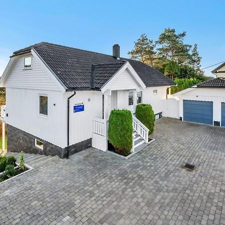 Romslig Og Fin Leilighet 17 Min Til Kristiansand Centrum Nodeland 외부 사진